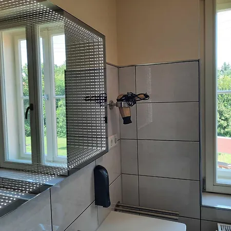 مكان تخييم Seenlandoase Reppist