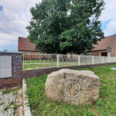 مكان تخييم Seenlandoase Reppist