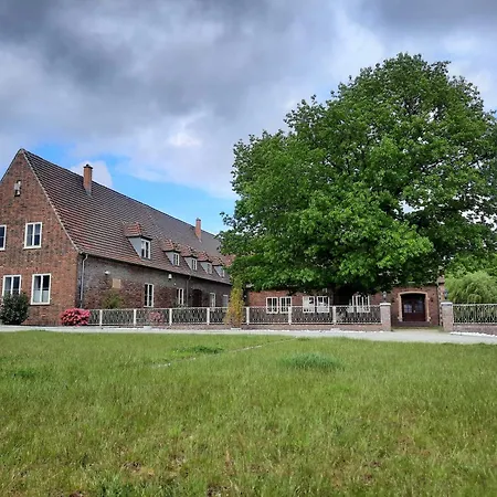 Seenlandoase Reppist سنفتنبرغ