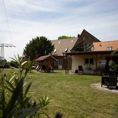 Seenlandoase Reppist مكان تخييم سنفتنبرغ