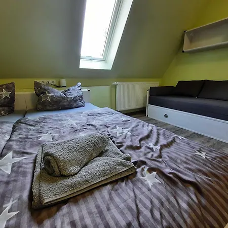 Seenlandoase Reppist مكان تخييم