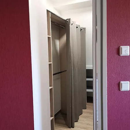 Seenlandoase Reppist مكان تخييم