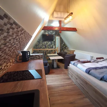 Seenlandoase Reppist 4*