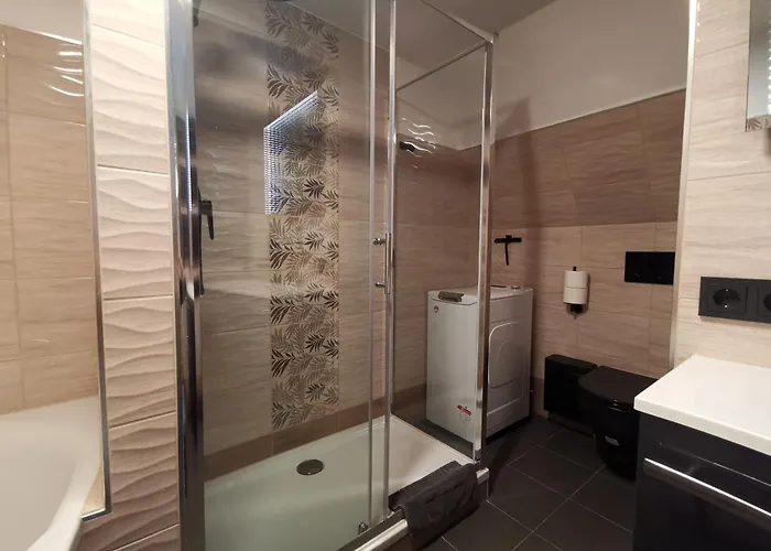 Campsite Seenlandoase Reppist 4*